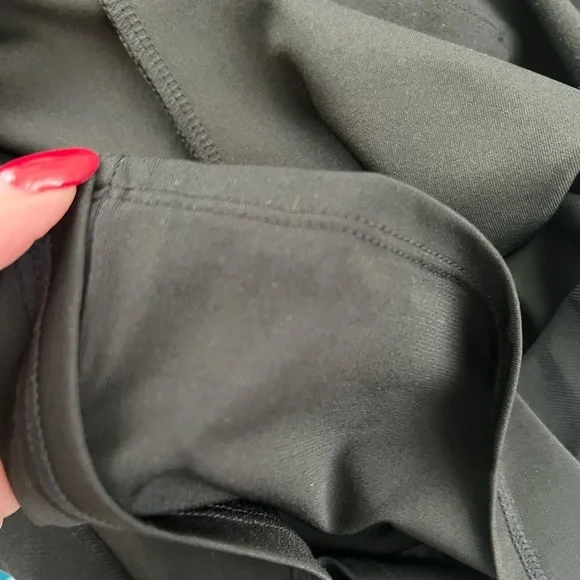 HALE BOB Selena crepe knit dress in Medium
Style 7YUF6461. NWT - Picture 11 of 16